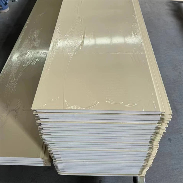 Metallisolerade sandwichpaneler